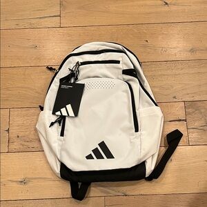 Adidas defender 5 back pack, NWT